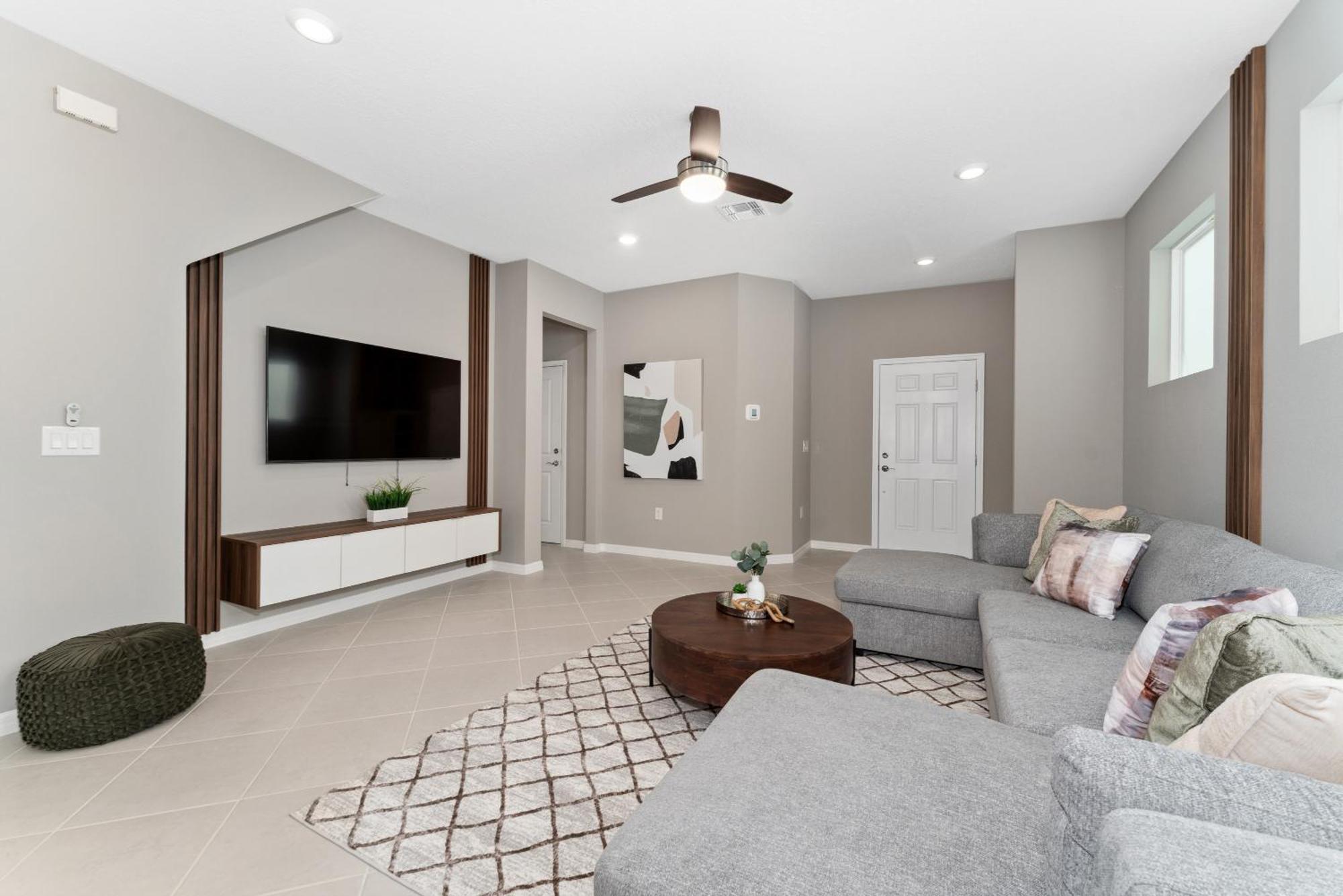 Incredible New 5bd With Pool And Bbq Grill *
