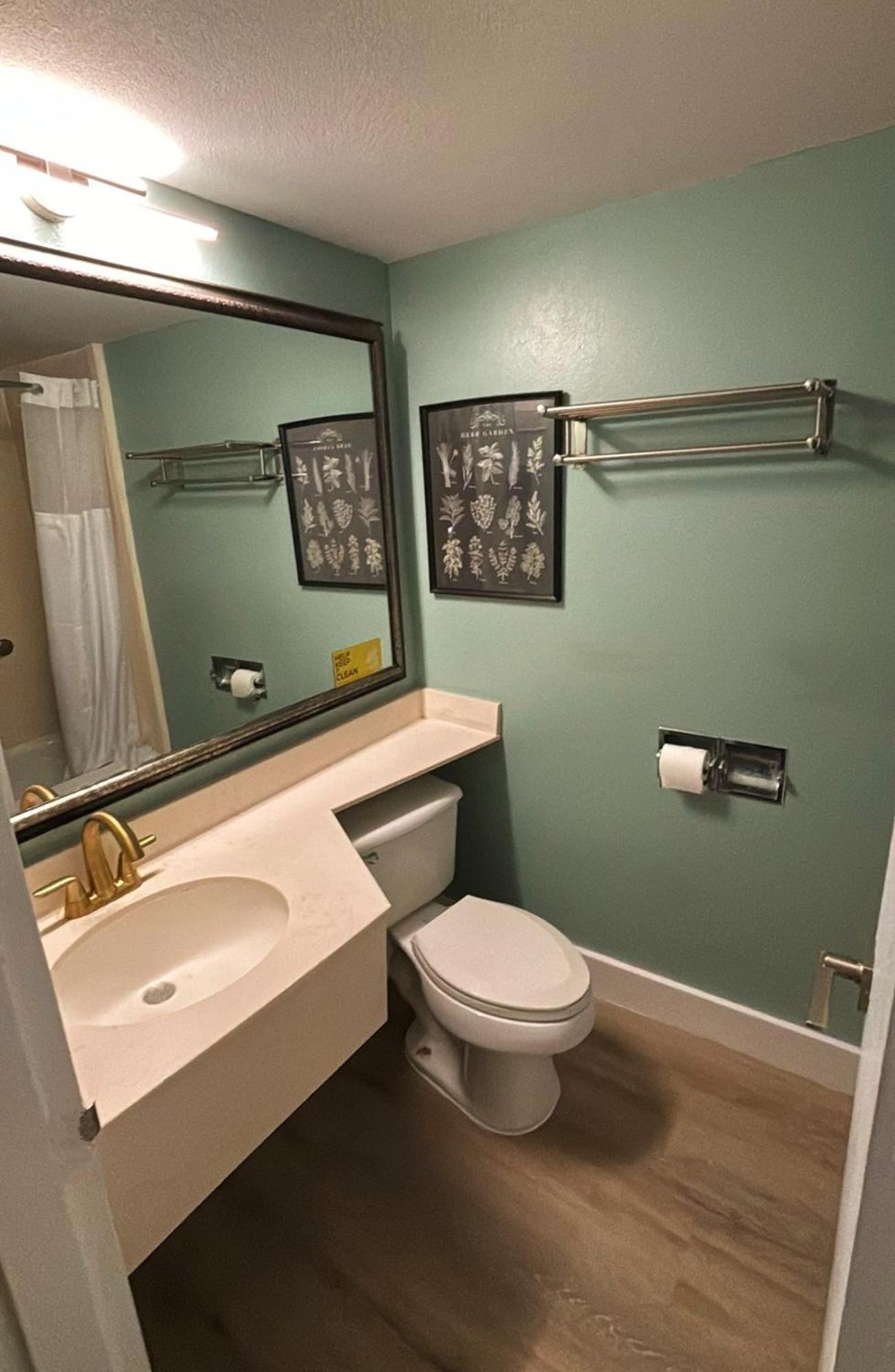Bposhtels Florida Mall Hostel *