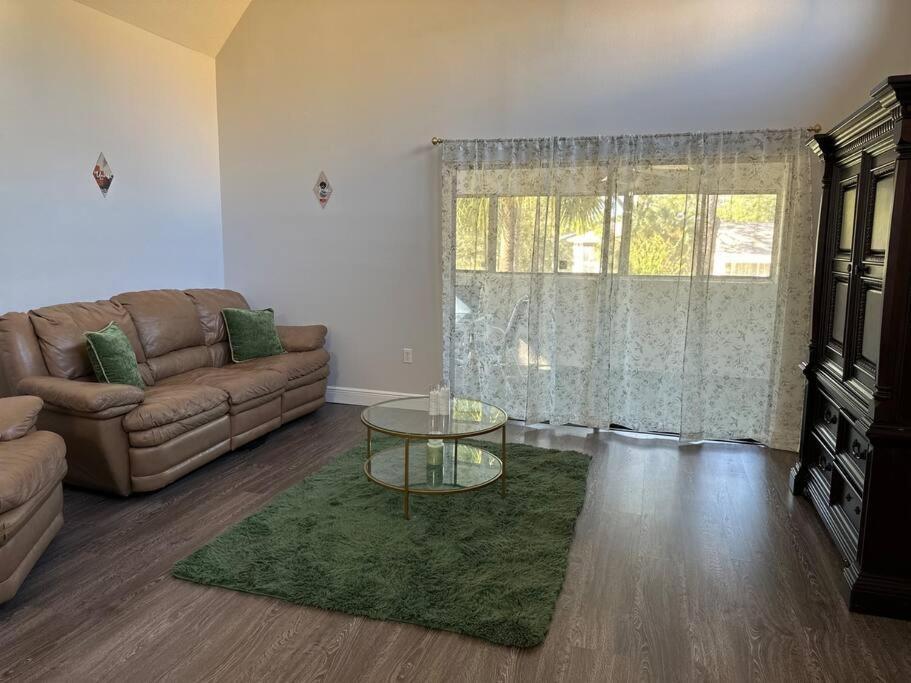 Hub Apartment