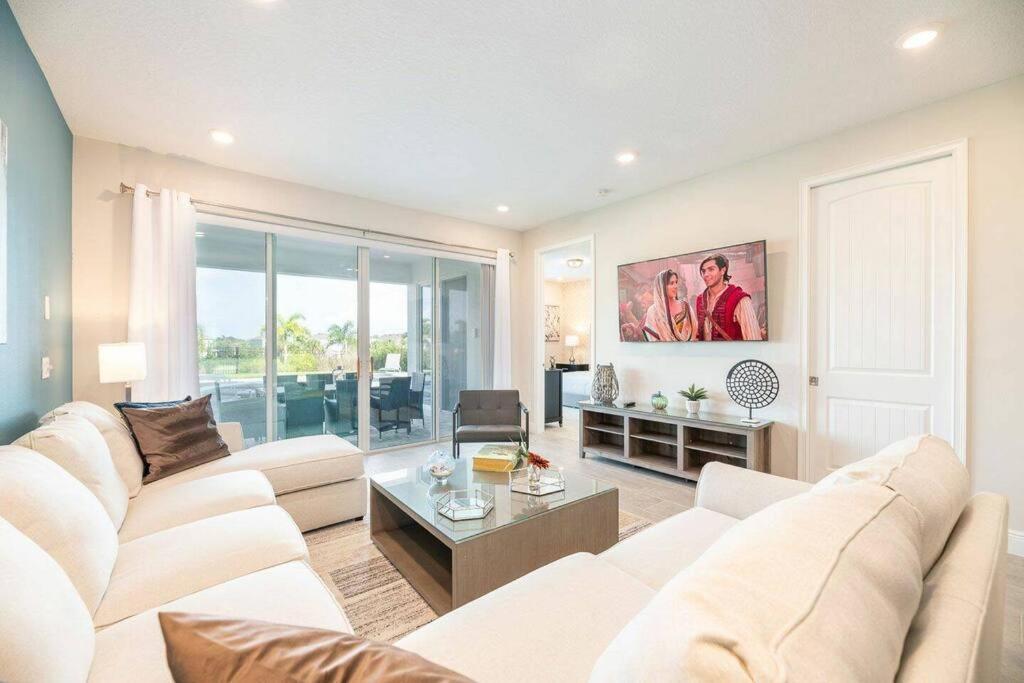 Dluxx Stunning House With Pool Movie Theater 428 *