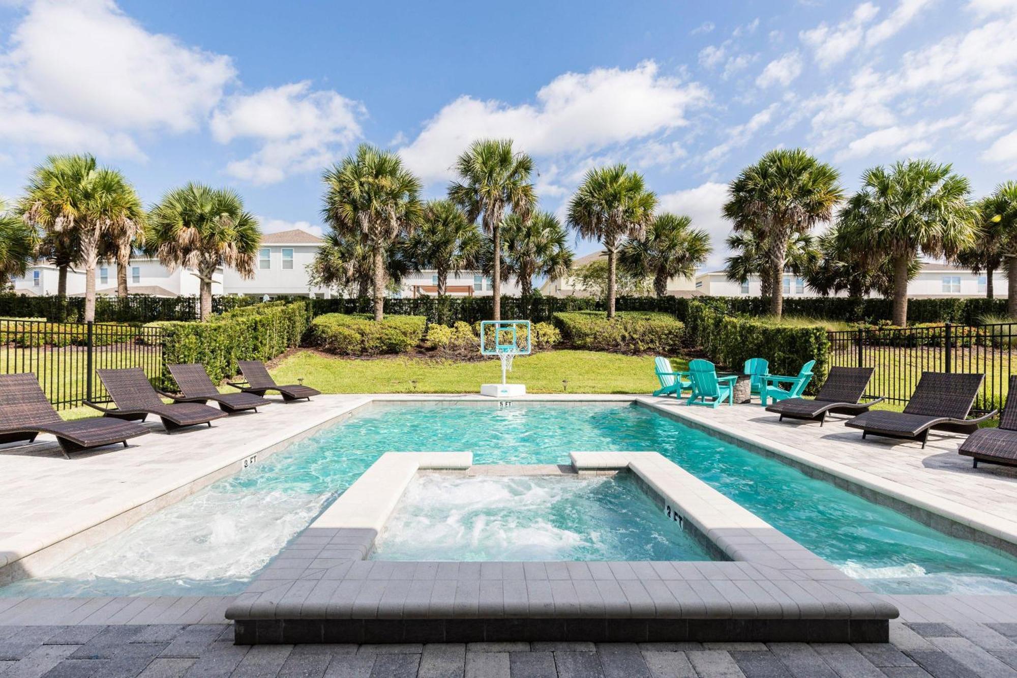 Charming 8 Bdrm With Games At Encore Holiday home *