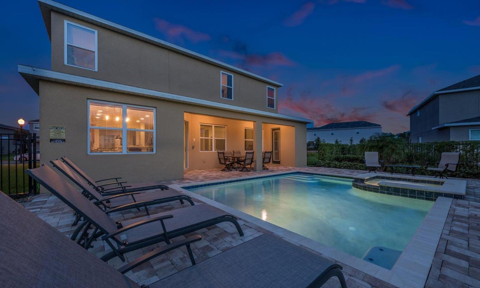 Holiday home Sunset 6 Bdrm With Modern Living At Encore Orlando
