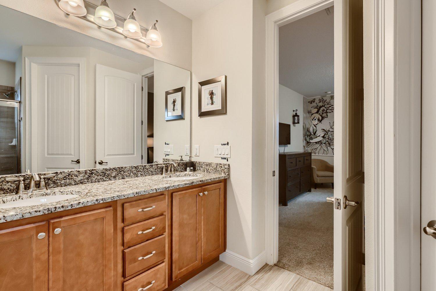 Sunset 6 Bdrm With Modern Living At Encore Holiday home *