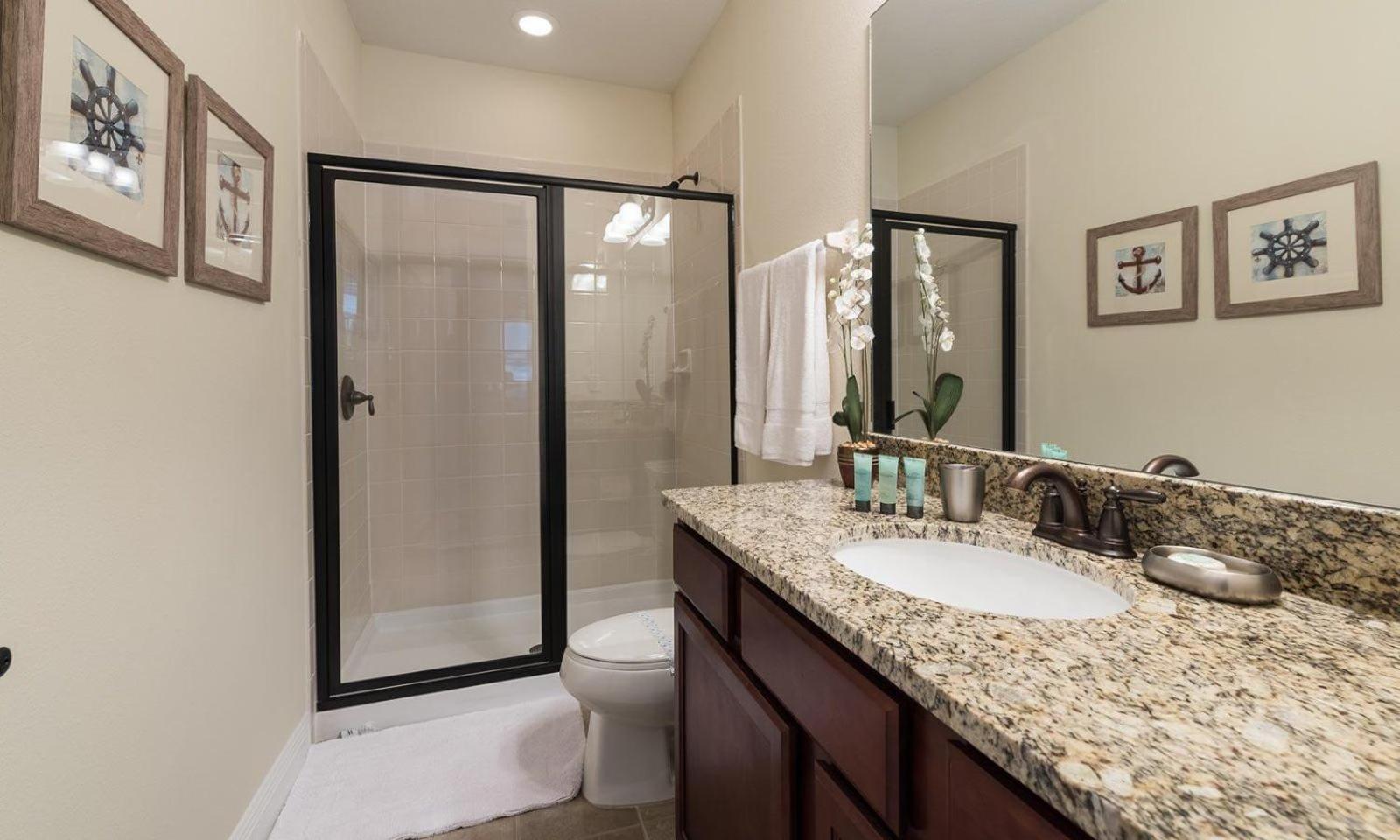 Traditional 10 Bdrm With Loft Tv Area At Encore Orlando
