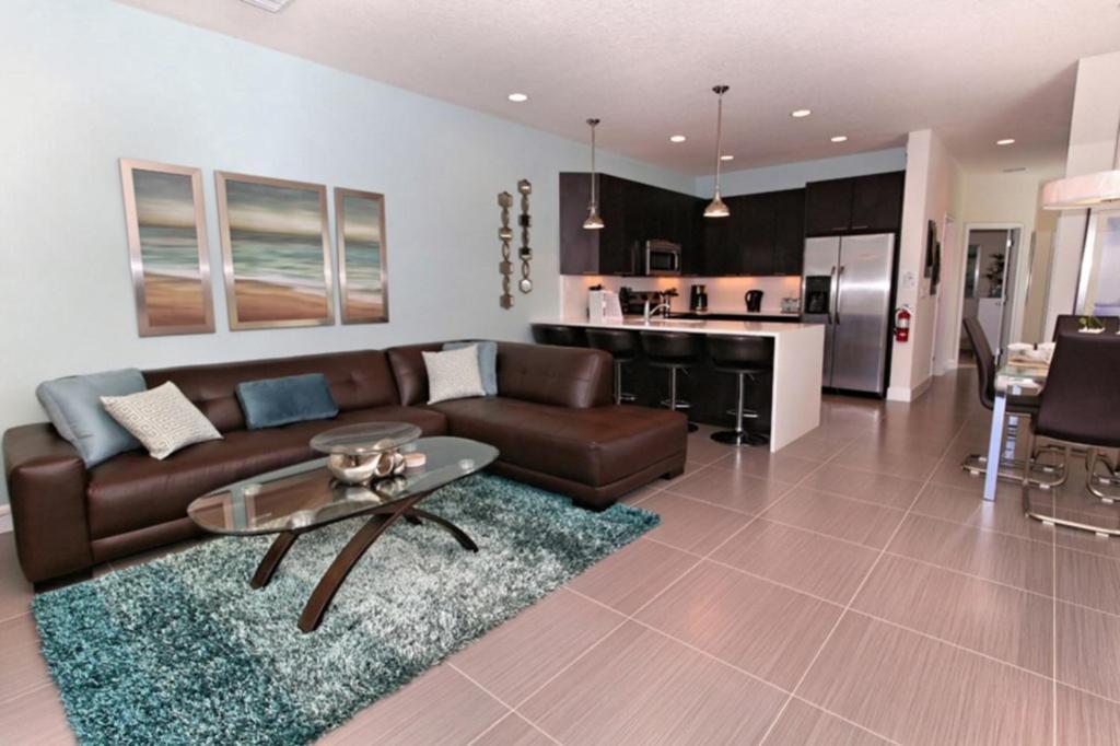 Serenity Townhome: Disney-area Retreat With Private Pool