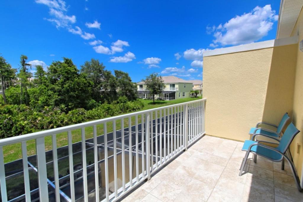 Serenity Townhome: Disney-area Retreat With Private Pool *