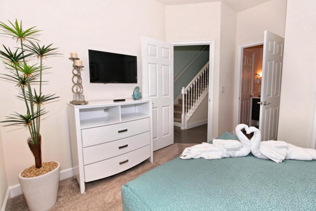 Serenity Townhome: Disney-area Retreat With Private Pool Holiday home Orlando