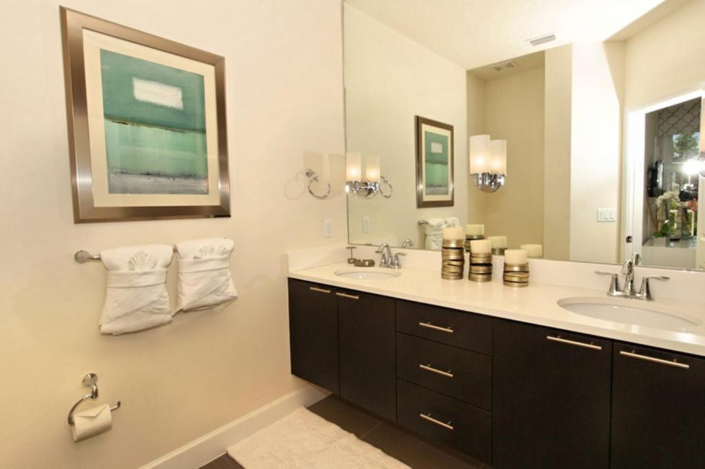 Serenity Townhome: Disney-area Retreat With Private Pool