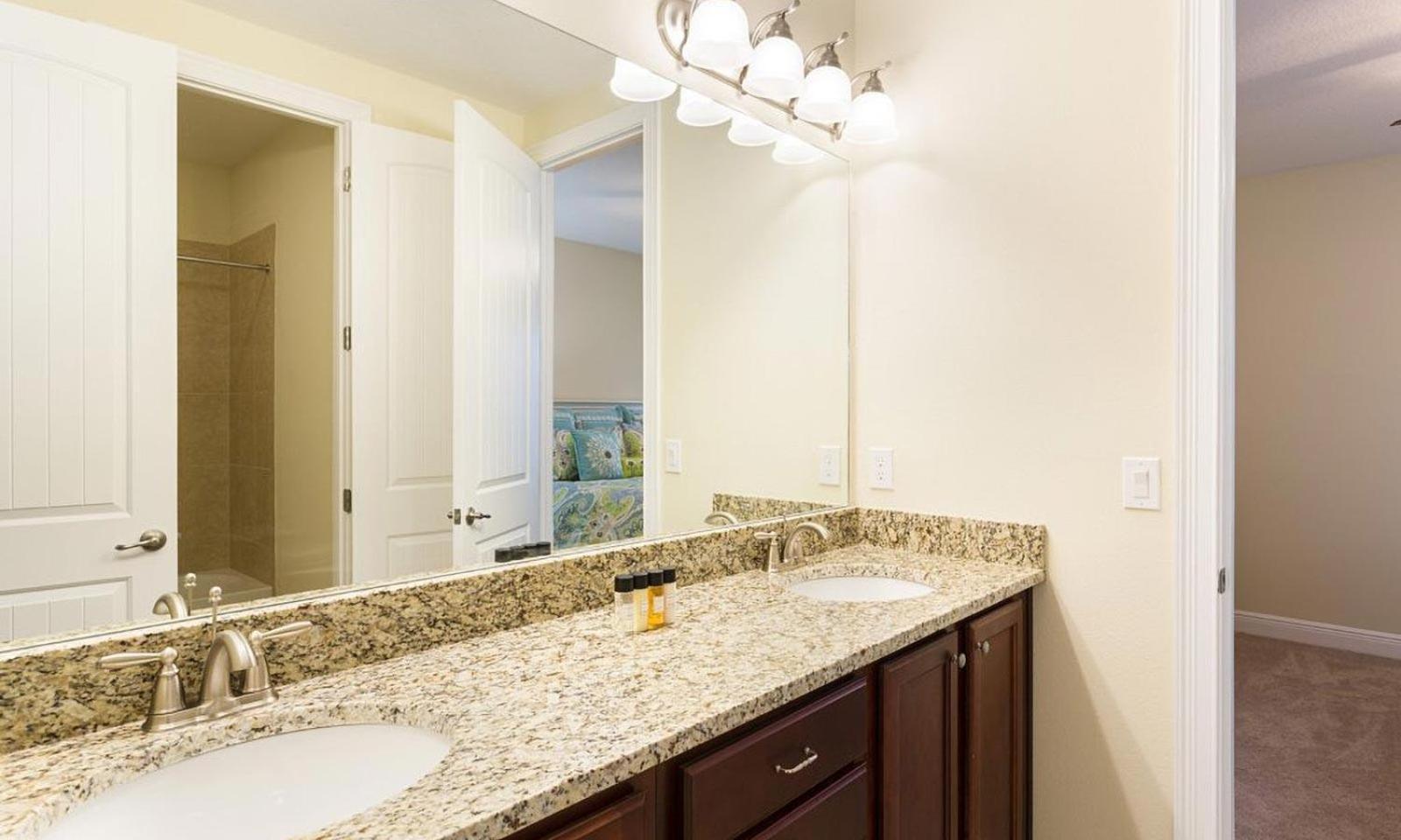 Holiday home Bright 7 Bdrm With Themed Bedrooms At Encore *