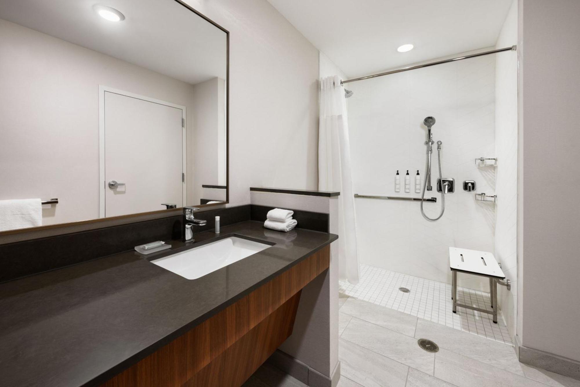 Fairfield By Marriott & At Millenia
