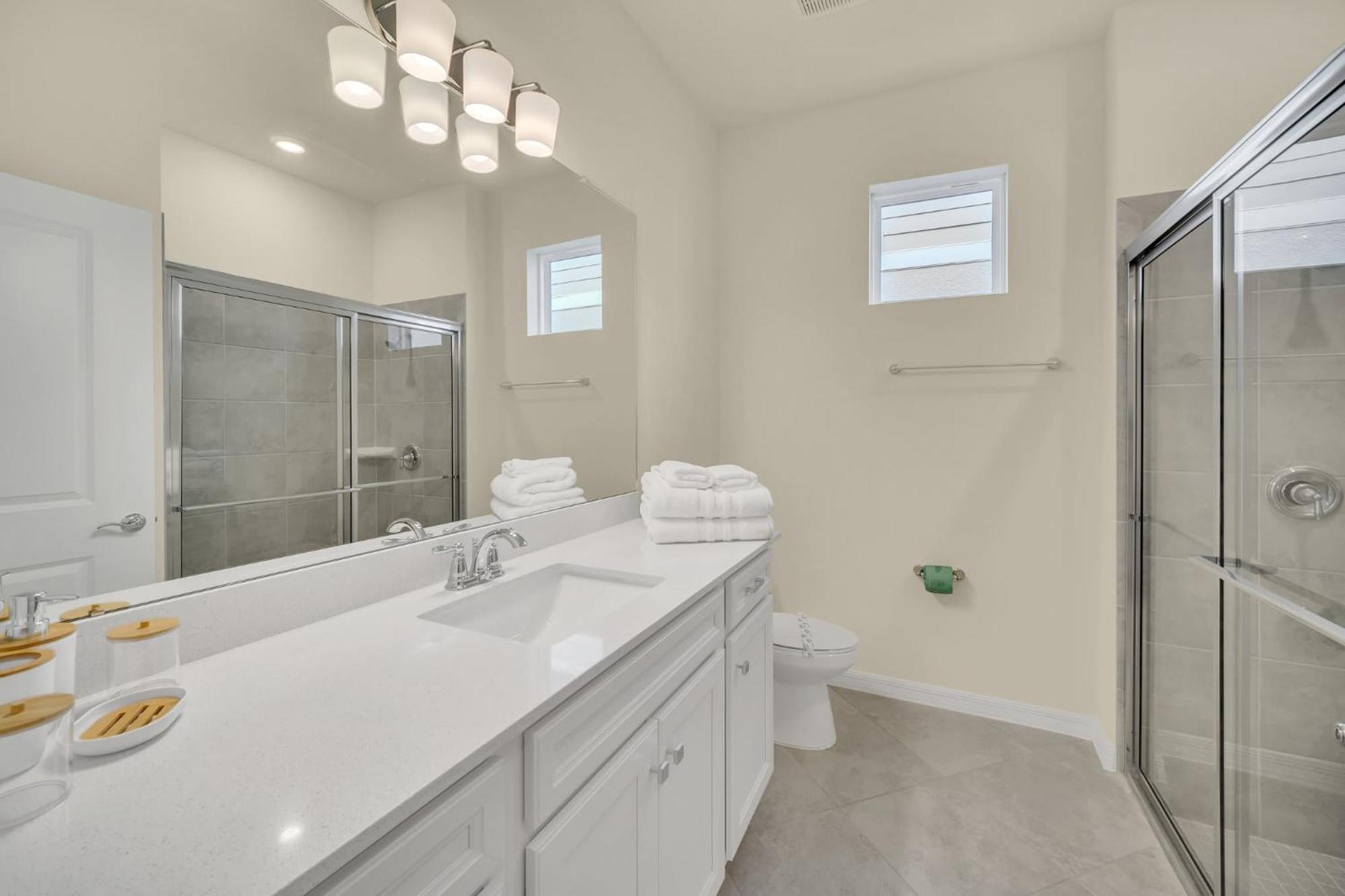 Chic 10br Retreat With Themed & Pool * Orlando
