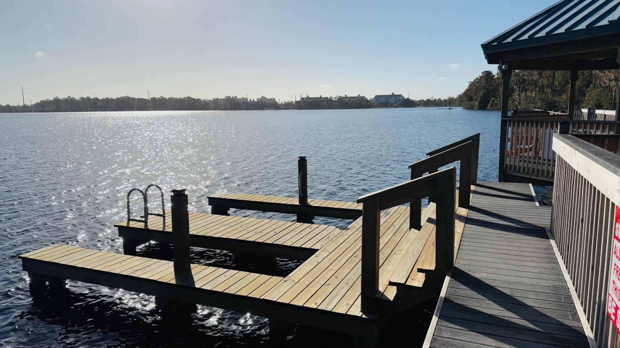 Luxury 1br Lakeview Near Disney! Apartment *