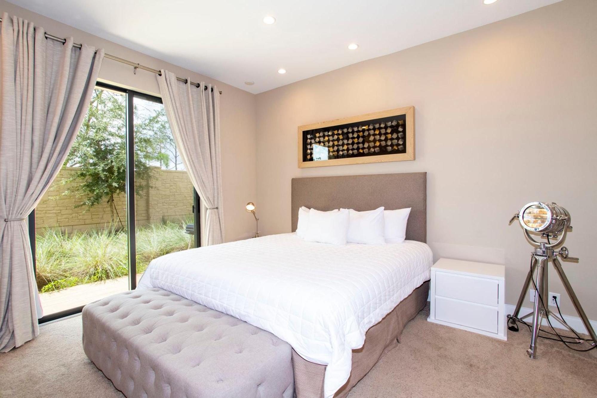 Holiday home Luxury 4 Bedroom Close To Disney 7487