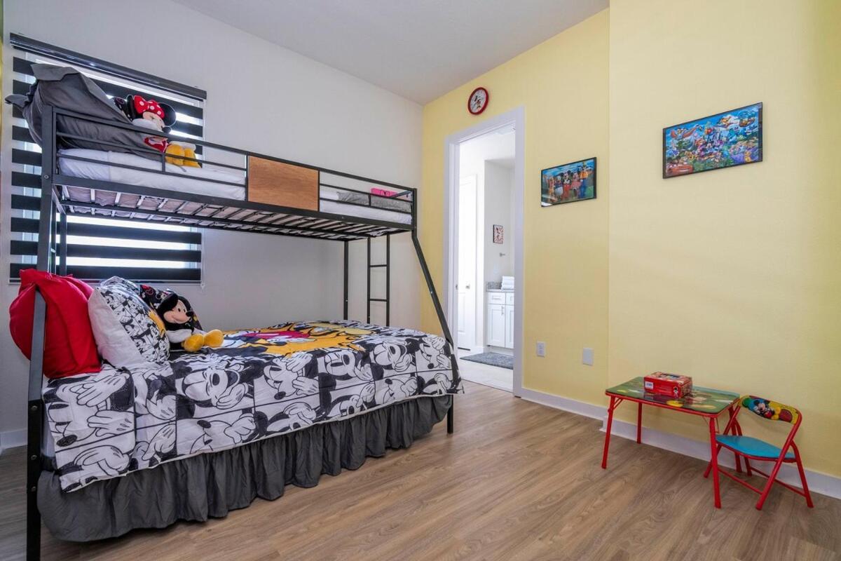 Magic 5 Min To Holiday home