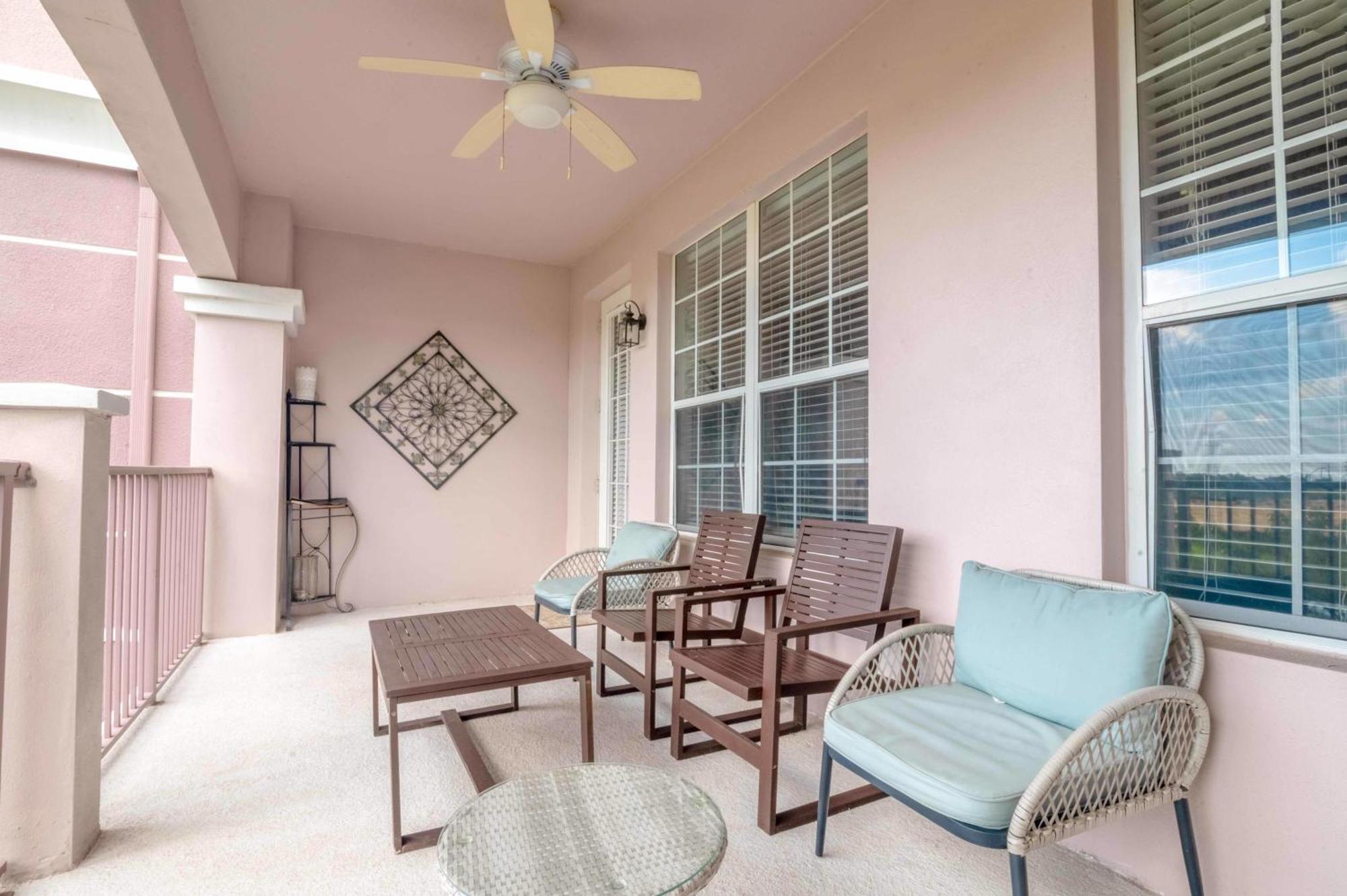 Stylish Vista Cay Lakeview Nirvana Near Theme Parks, And Walk To The Convention Center