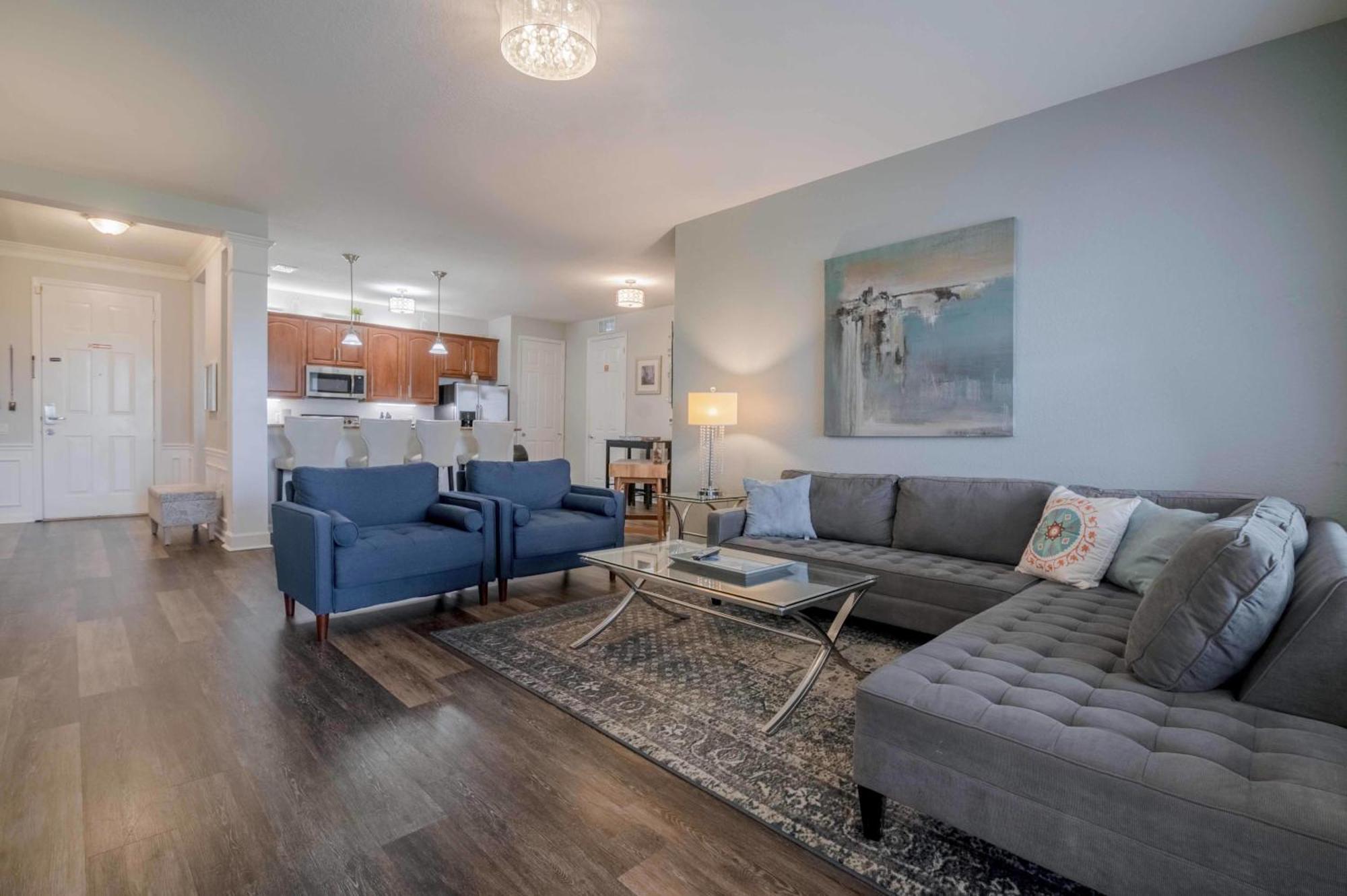Apartment Stylish Vista Cay Lakeview Nirvana Near Theme Parks, And Walk To The Convention Center *