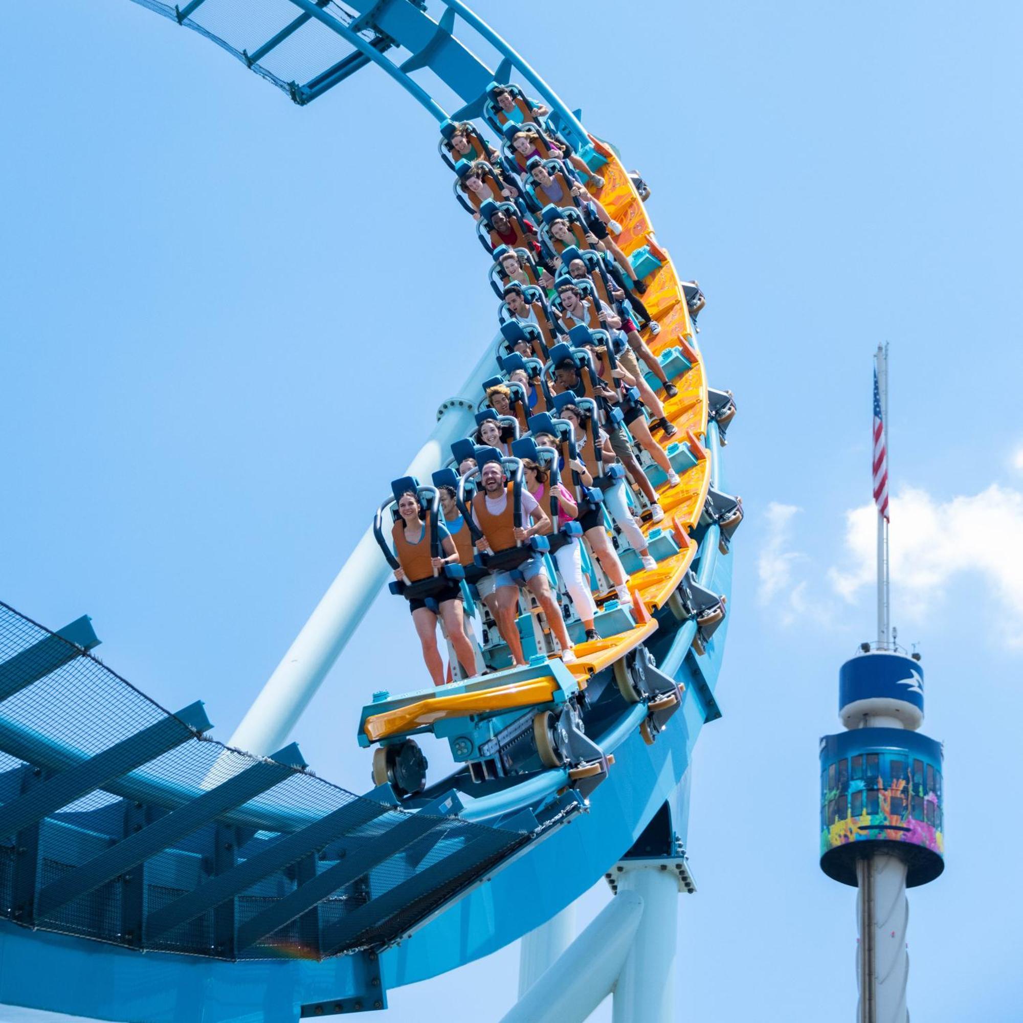 The Point & Universal 3*
