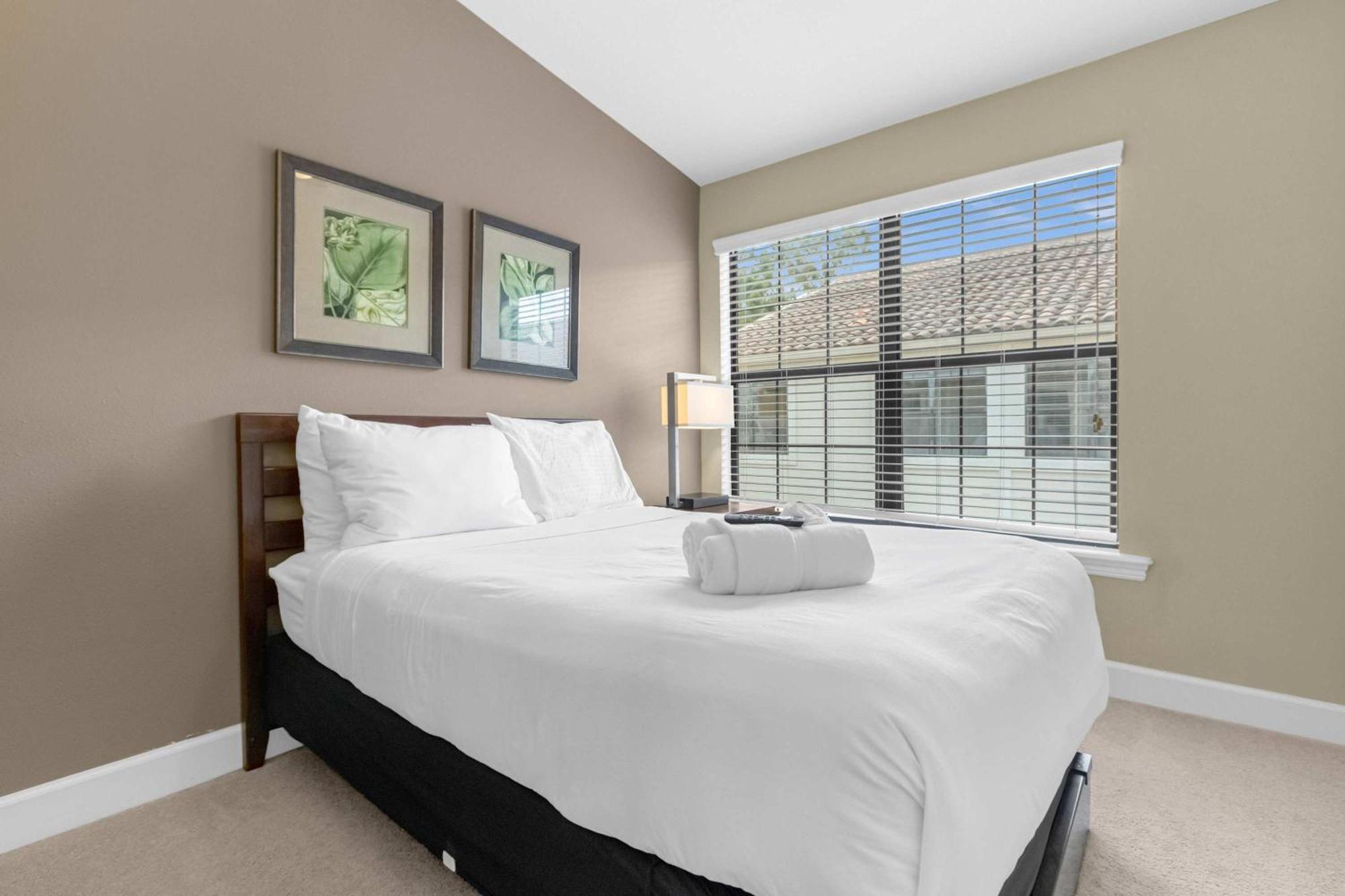 Easter Fun Starts Here - Townhome By Disney! Holiday home Orlando