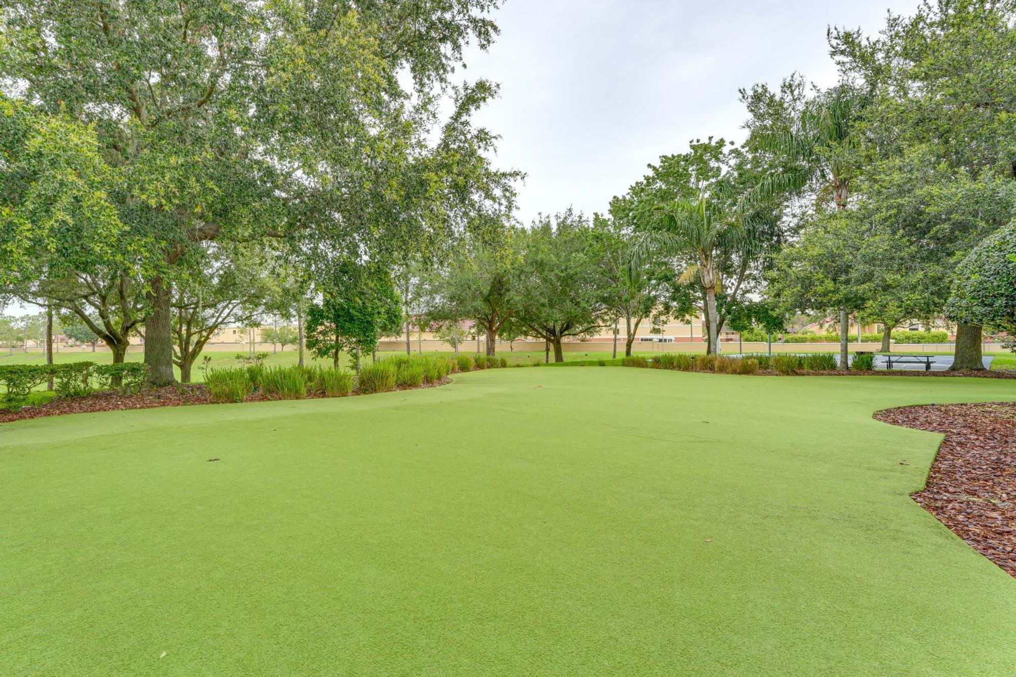 Holiday home Kissimmee Townhome With Private Cocktail Pool