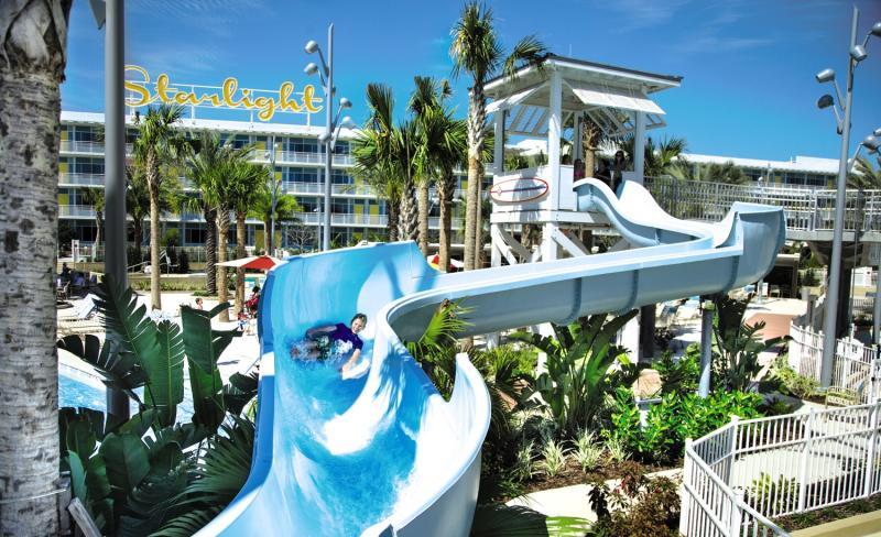 Universal's Bay Resort