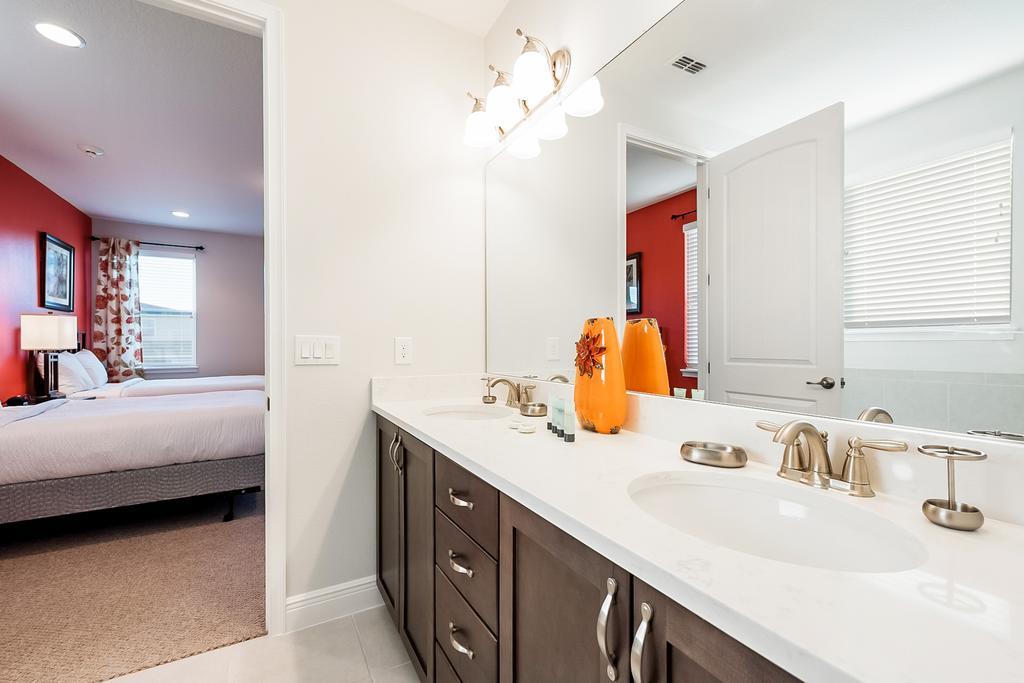 Holiday home Vibrant Elite With Theater Near By Rentyl - 7605m Orlando