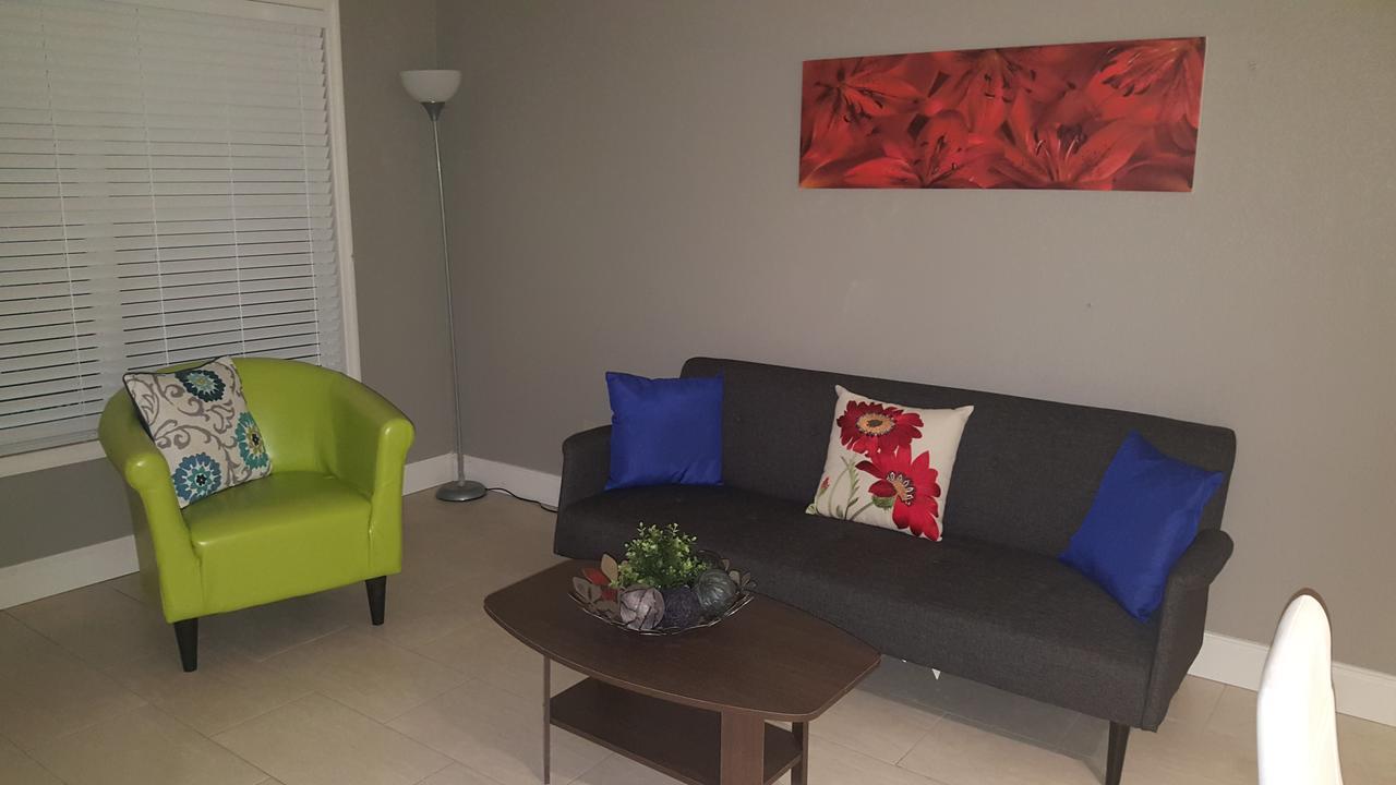 Beautiful Only 5 Min From Disney Apartment *