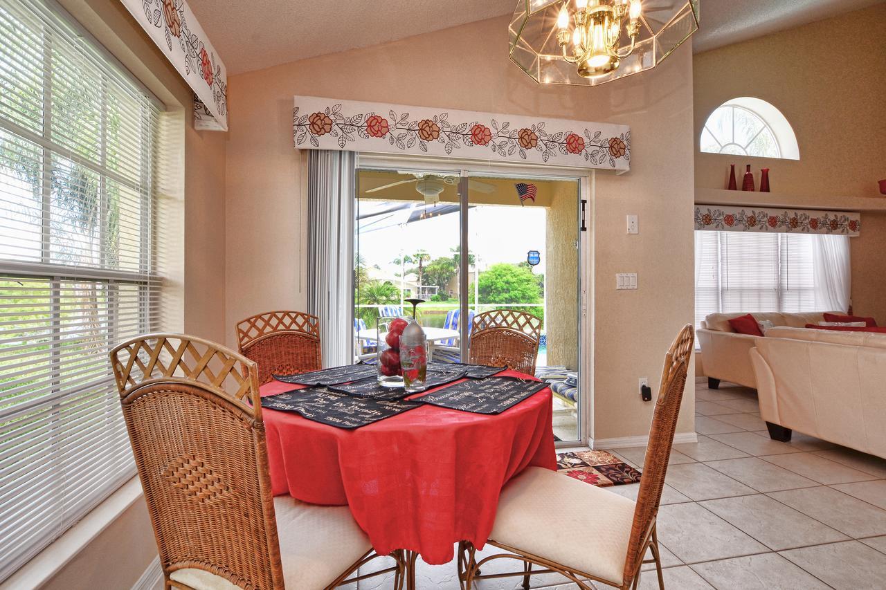 Mickey's Villa *