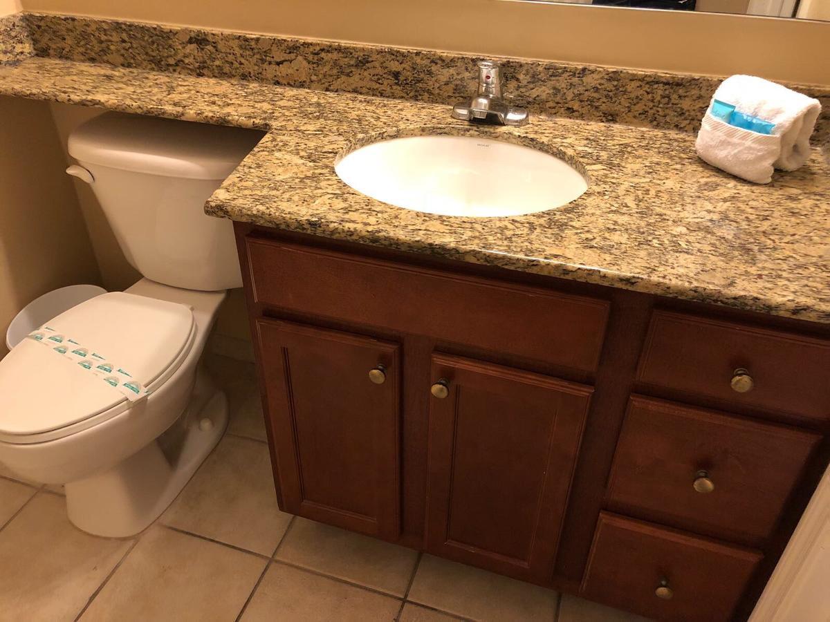 Quest Apartment *
