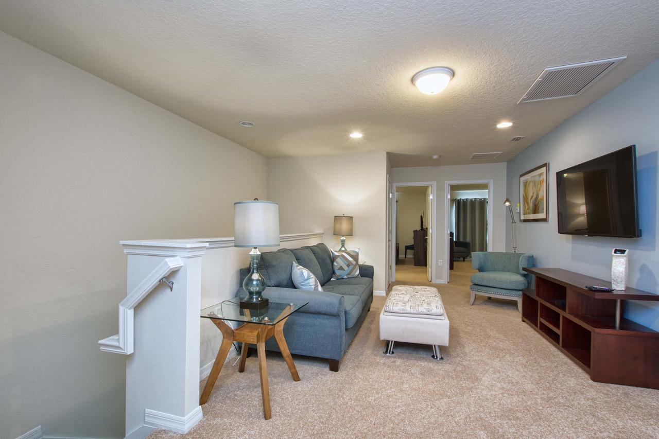 Windsor-5 Bed Townhouse W/splashpool-3804ww *