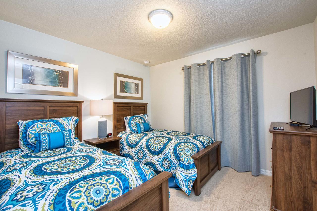 Windsor-5 Bed Townhouse W/splashpool-3804ww *