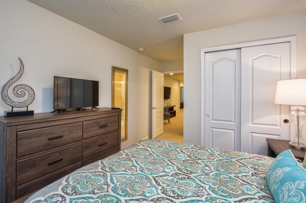 Windsor-5 Bed Townhouse W/splashpool-3804ww *