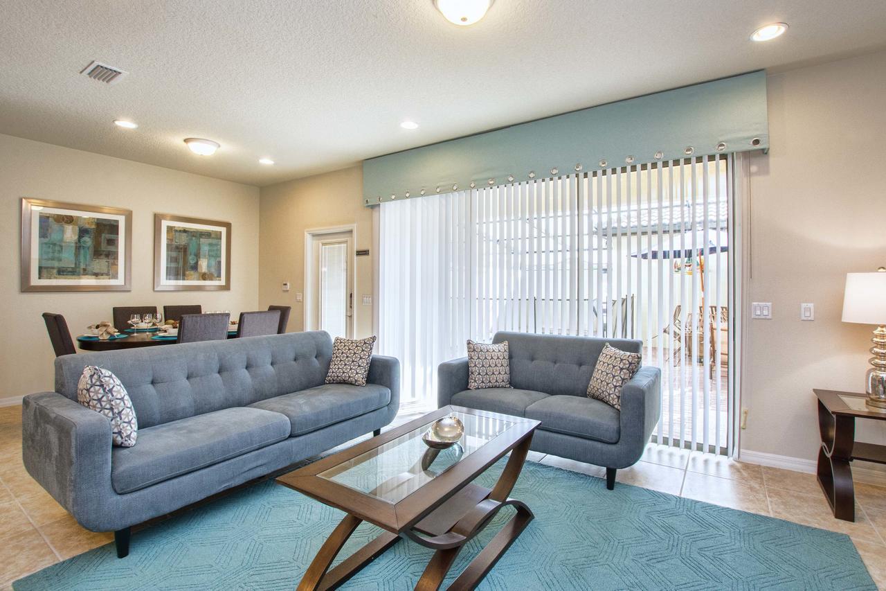 Windsor-5 Bed Townhouse W/splashpool-3804ww
