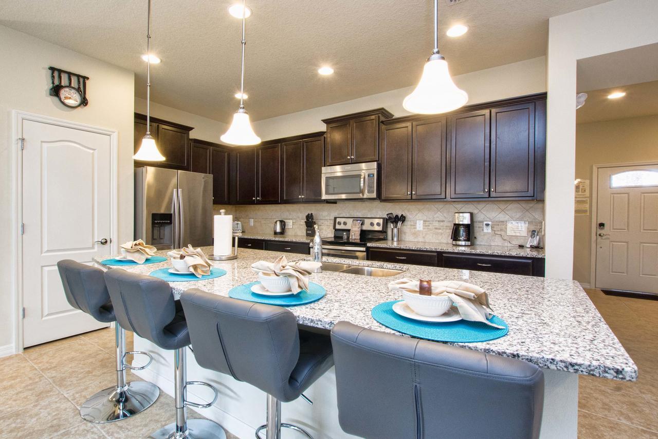 Windsor-5 Bed Townhouse W/splashpool-3804ww *