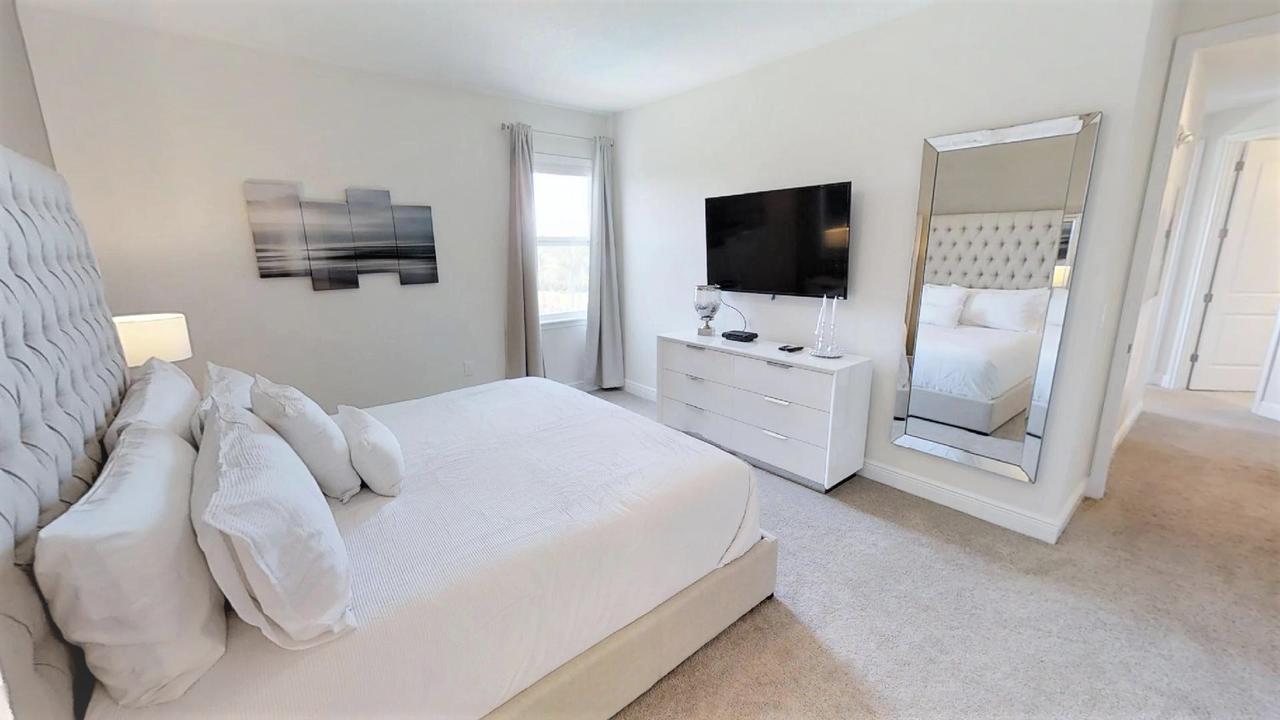 Holiday home 6 Bedroom Vacation With Pool Orlando