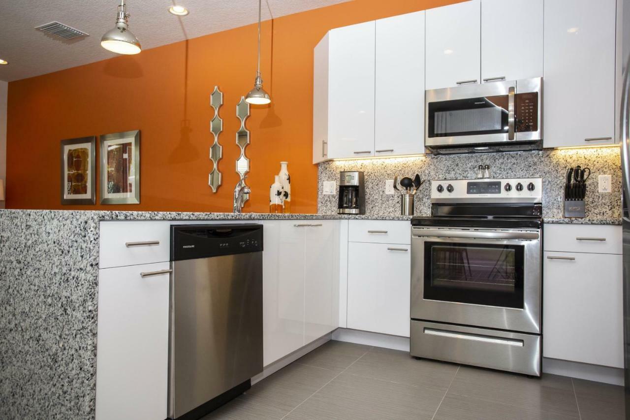 Villa New And Modern Near Orlando