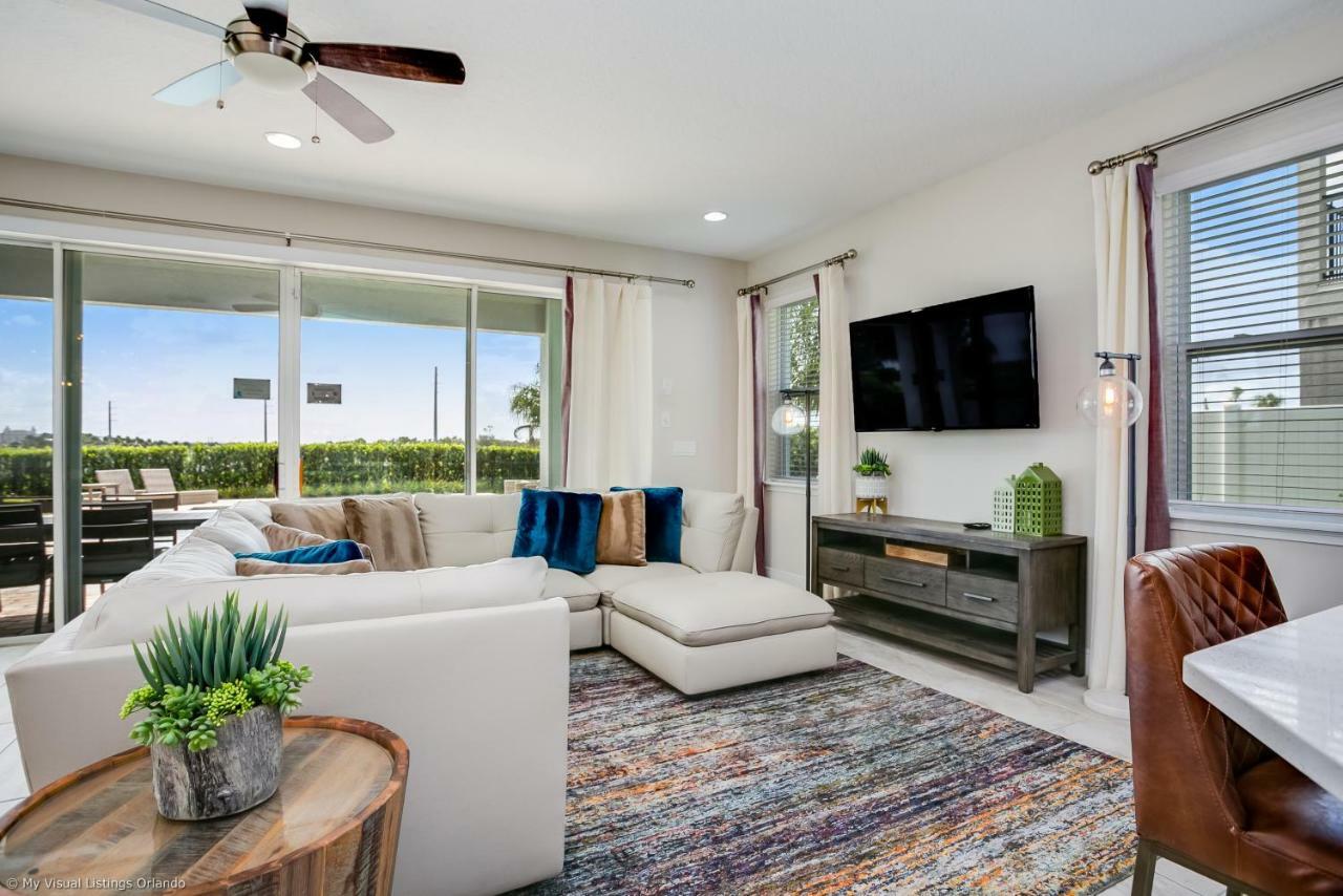 6 Bedroom Vacation With Pool * Orlando