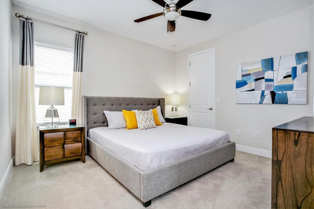 6 Bedroom Vacation With Pool Holiday home Orlando