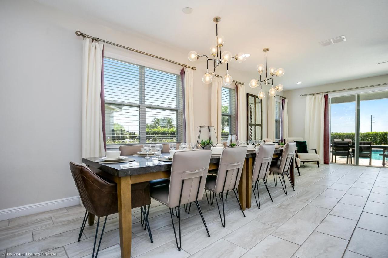 6 Bedroom Vacation With Pool * Orlando