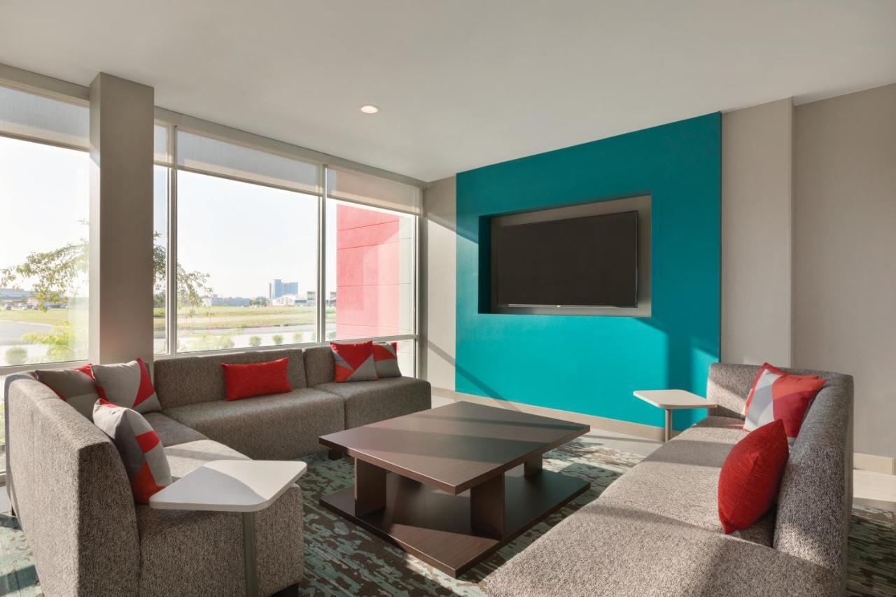 Hotel Avid - International Airport By Ihg