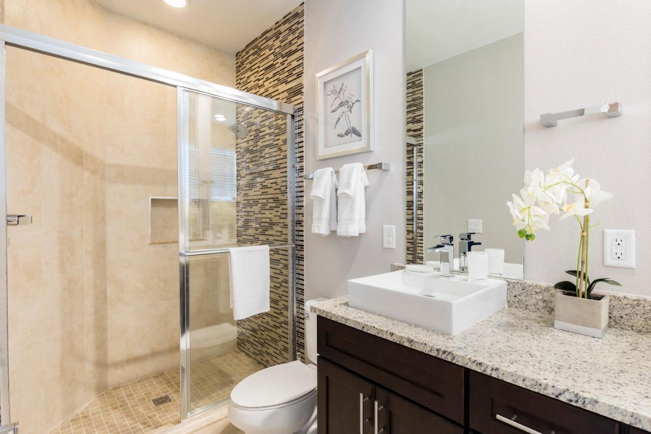 4 Bedroom 4 Ba Deluxe Full Kitchen 5min To Disneyworld Orlando