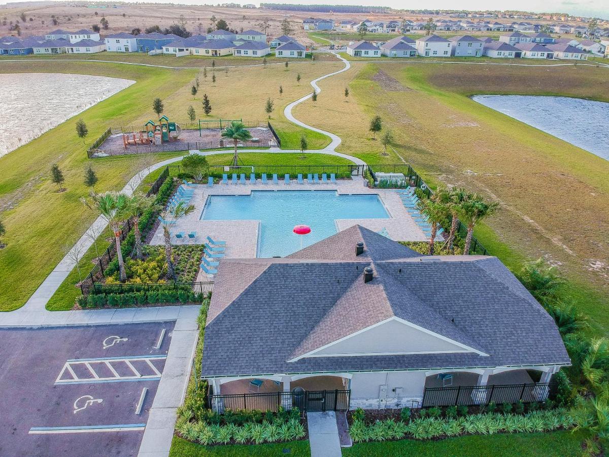 Extraordinary Near Disney With Game
