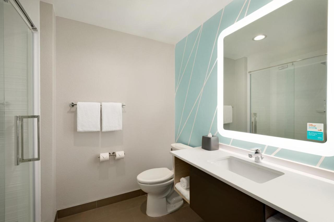 Avid - International Airport By Ihg Orlando