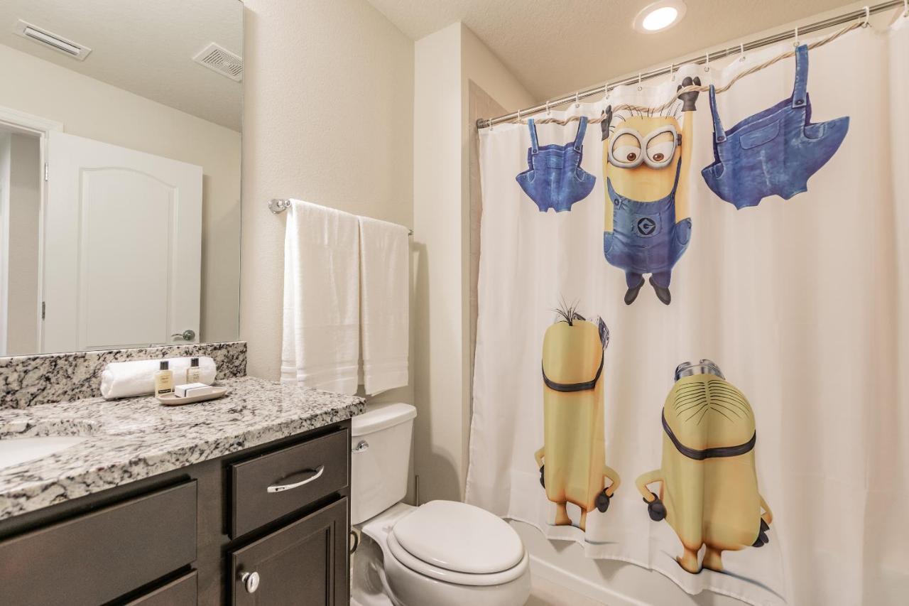 Extraordinary Near Disney With Game *
