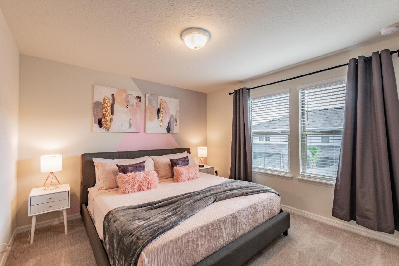 Extraordinary Near Disney With Game Orlando
