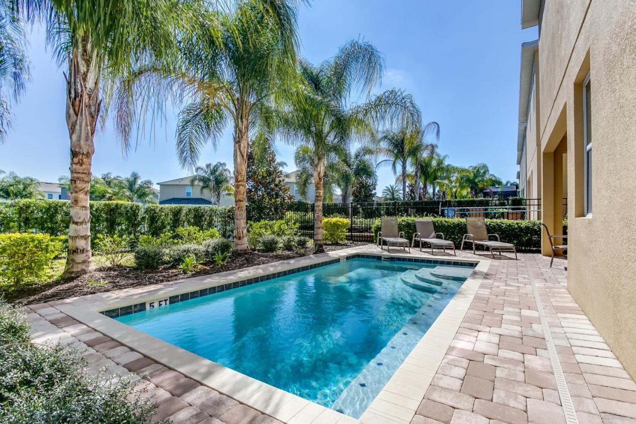8 Bedroom Vacation With Pool Holiday home Orlando